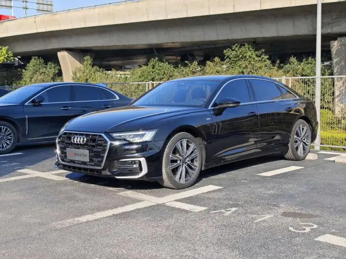 Audi A6L 2023 Model Facelift 40 TFSI Luxury Dynamic Model – фото 1