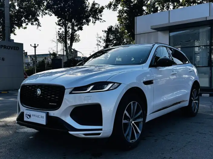 Jaguar F-PACE 2024 Model P250 R-Dynamic SE