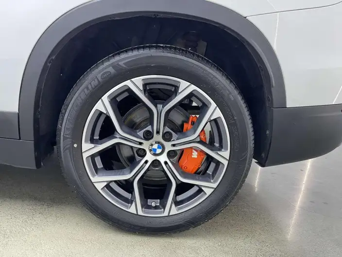 BMW X1 2022 Model sDrive25Li Leading Model – фото 7