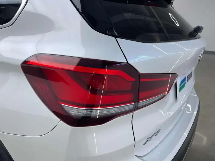 BMW X1 2022 Model sDrive25Li Leading Model – фото 10