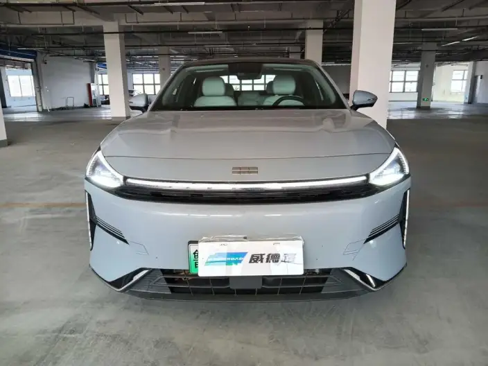 Geely Galaxy L6 2023 Model 1.5T DHT 125km MAX