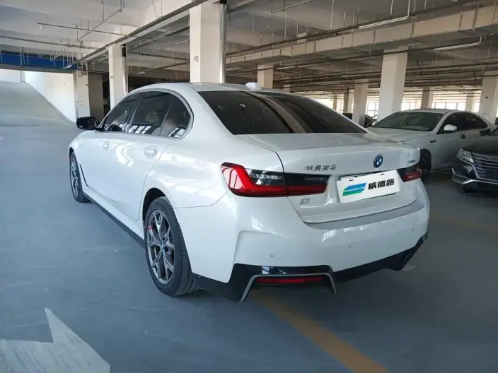 BMW i3 2022 Model eDrive35L – фото 3