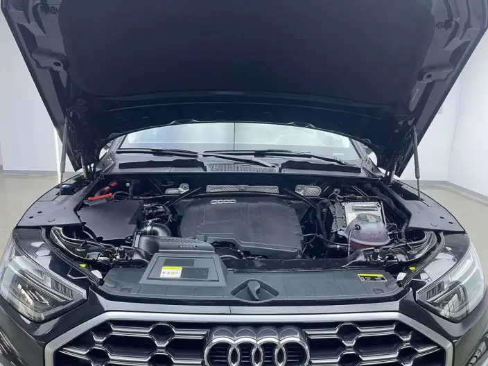 Audi Q5L 2024 Model 40TFSI Fashion Dynamic Model – фото 8
