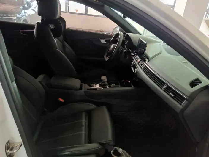 Audi A4 L 2023 Model 40 TFSI Luxury Dynamic Model – фото 9