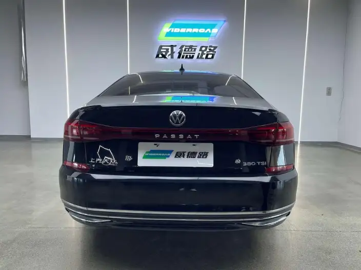 Volkswagen Passat 2022 Model 330TSI Deluxe Edition – фото 5