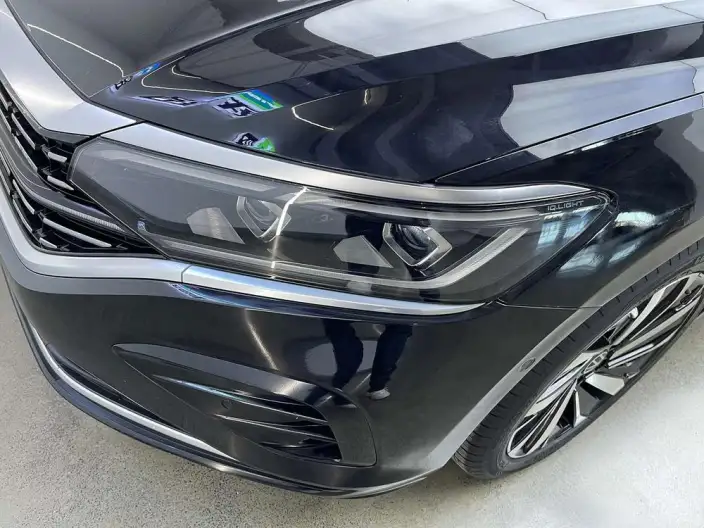Volkswagen Passat 2022 Model 330TSI Deluxe Edition – фото 9