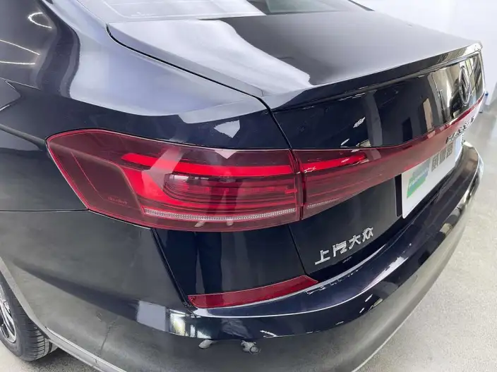 Volkswagen Passat 2022 Model 330TSI Deluxe Edition – фото 10