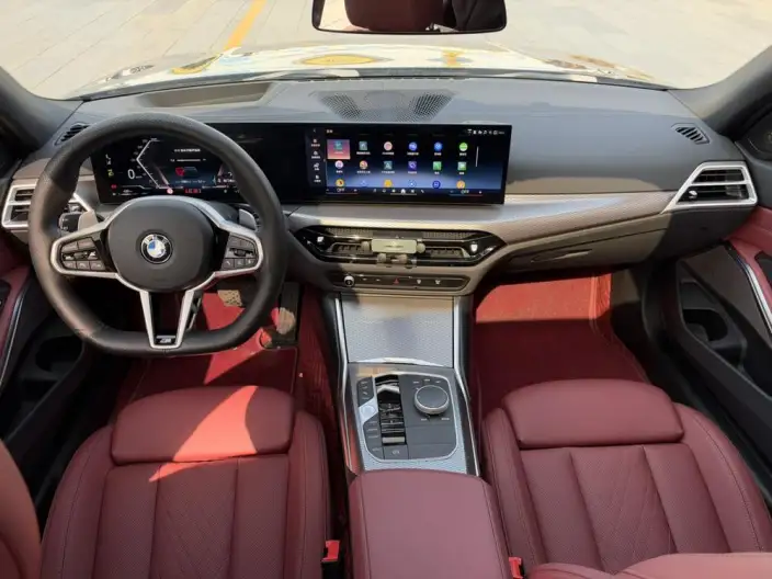 BMW 3 Series 2025 Model 330i M Sports Night Set – фото 9