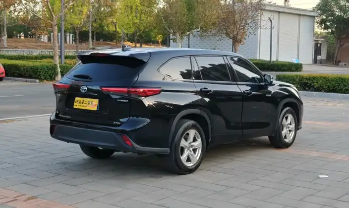 Toyota Highlander 2023 Model Hybrid 2.5L 4WD Elite Edition 7 seat – фото 6
