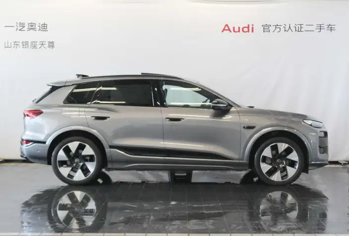 AUDI Q6L e-tron 2026 Model First Edition Pilot Edition – фото 5