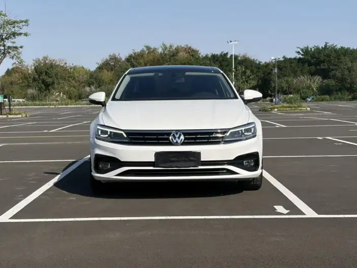 Volkswagen Lamando 2021 Model 280TSI DSG Comfort Edition – фото 2
