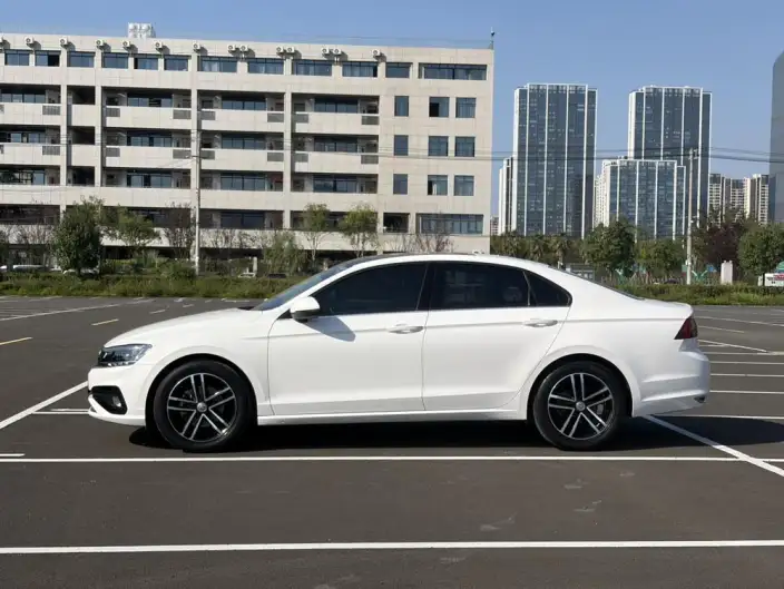 Volkswagen Lamando 2021 Model 280TSI DSG Comfort Edition – фото 4