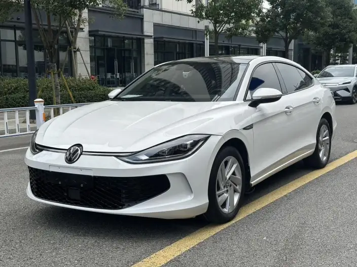 Volkswagen Lamando 2023 Model Volkswagen Lamando L 280TSI DSG Spicy version – фото 1