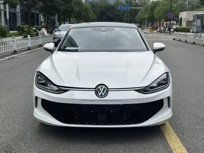Volkswagen Lamando 2023 Model Volkswagen Lamando L 280TSI DSG Spicy version – фото 2