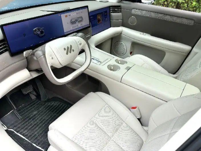 IM LS6 2026 Model EV Max – фото 7