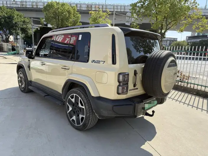 iCAR V27 2026 Model 200km 4WD Falcon700