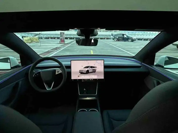 Model Y 2026 Model Rear-wheel drive version – фото 7