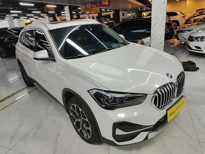 BMW X1 2022 Model sDrive20Li Fashion Model – фото 3