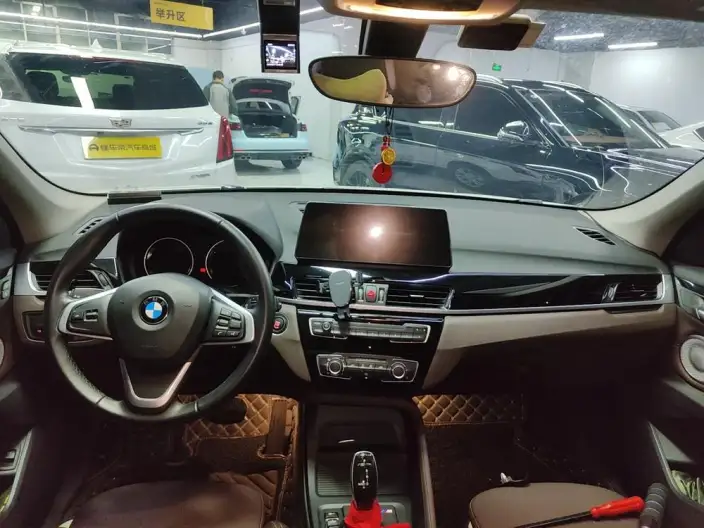 BMW X1 2022 Model sDrive20Li Fashion Model – фото 5