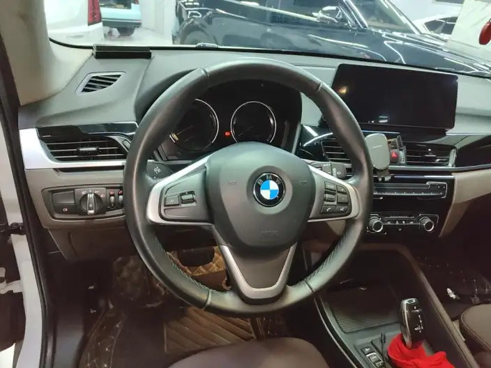 BMW X1 2022 Model sDrive20Li Fashion Model – фото 7