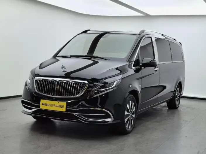 Viano 2023 Model 2.0T Elite Edition 7 seat – фото 1