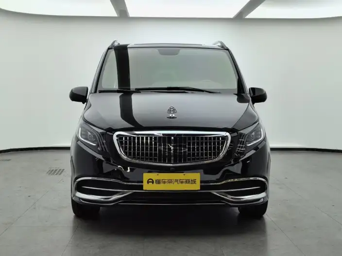 Viano 2023 Model 2.0T Elite Edition 7 seat – фото 2