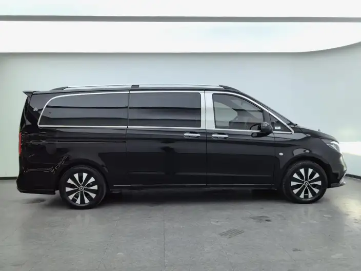 Viano 2023 Model 2.0T Elite Edition 7 seat – фото 8