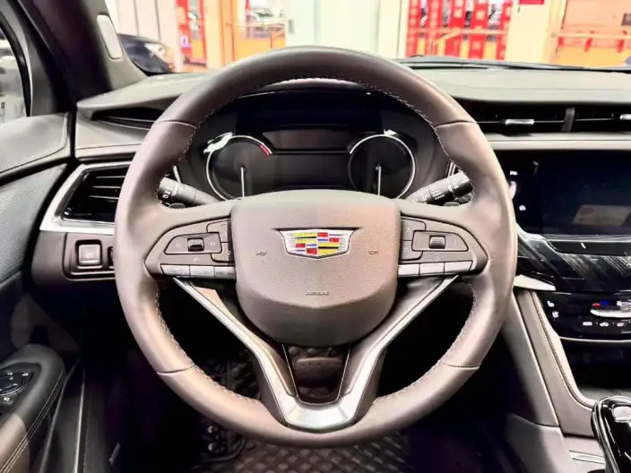Cadillac XT6 2022 Model 2.0T VI seat 4WD Luxury Model Standard Edition – фото 7