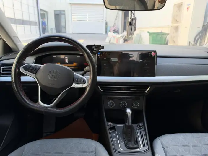 Volkswagen Lavida 2023 Model 1.5L Automatic Manyi Edition – фото 8