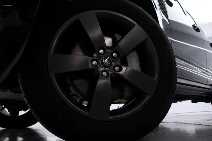 Land Rover Defender 2024 Model 110 3.0T P400 X-Dynamic HSE – фото 6