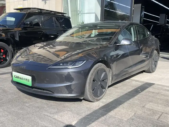 Model 3 2023 Model Rear-wheel drive version – фото 1