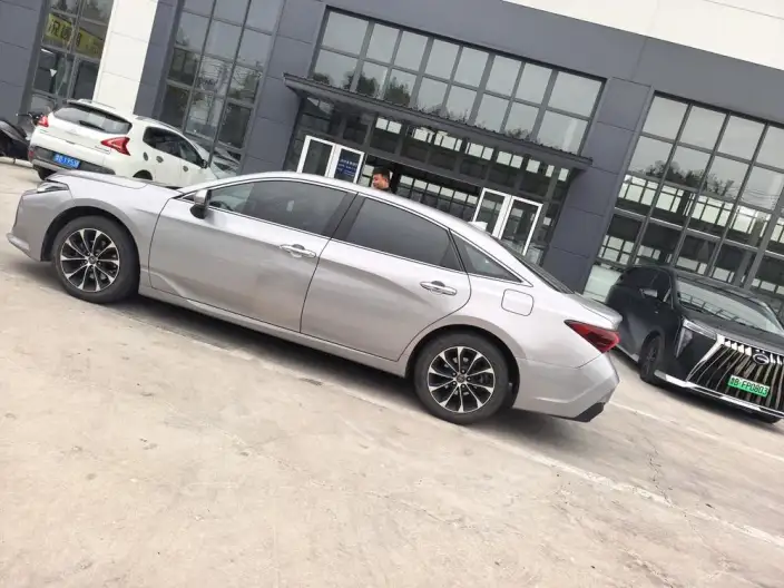 Toyota Avalon 2023 Model 2.0L CVT Deluxe Edition – фото 6