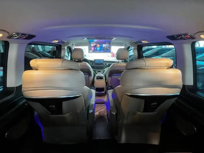 Viano 2023 Model 2.0T Business Edition 7 seat – фото 7