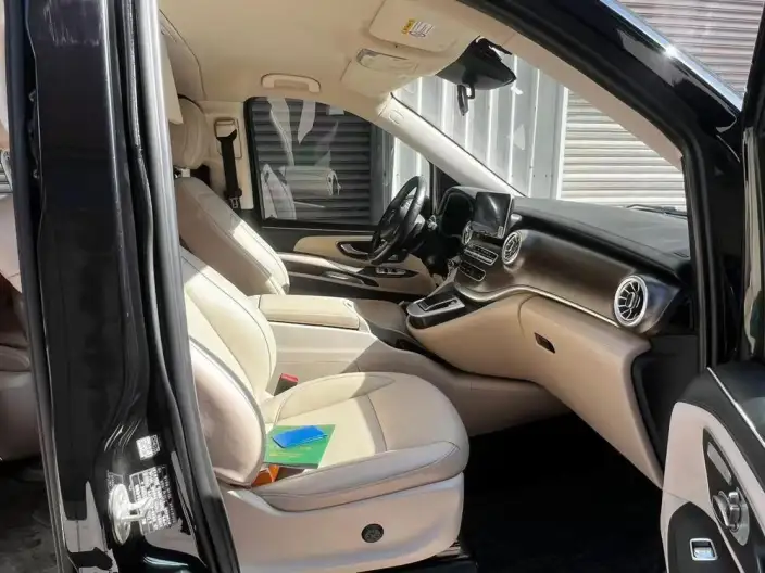 Viano 2023 Model 2.0T Business Edition 7 seat – фото 8