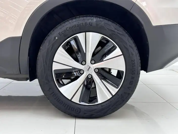 Volvo XC40 2024 Model B3 Smart Range Deluxe Edition – фото 9