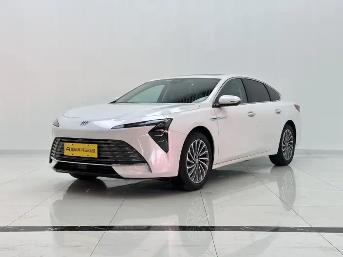 Buick LaCrosse 2023 Model 28T Automatic Yue Zun Edition – фото 1