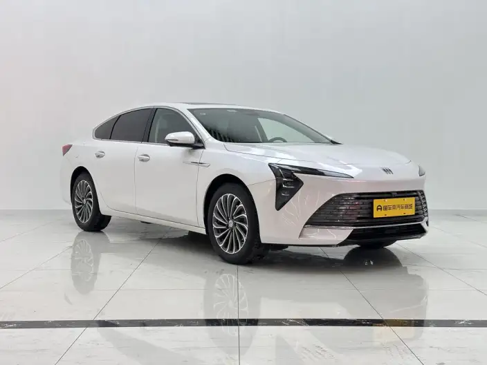 Buick LaCrosse 2023 Model 28T Automatic Yue Zun Edition – фото 3