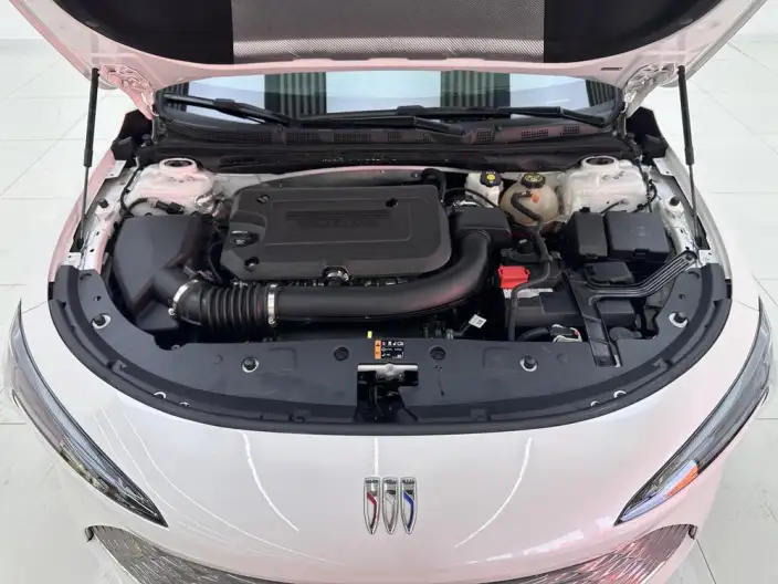 Buick LaCrosse 2023 Model 28T Automatic Yue Zun Edition – фото 10