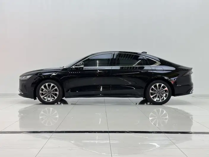 Lincoln Z 2025 Model 2.0T Zun Shang