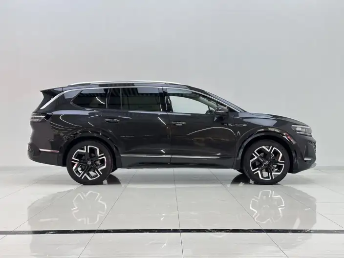 Talagon 2026 Model 450TSI 4WD Ultimate Edition 6 seat – фото 8