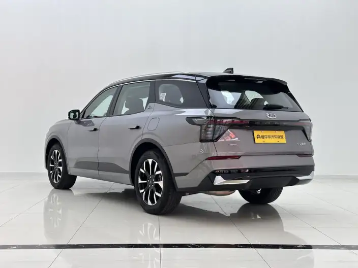 Ford Edge 2026 Model Ford Edge L 2.0T EcoBoost E Hybrid 4WD VII seat Supreme Model – фото 5
