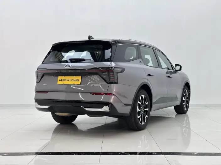 Ford Edge 2026 Model Ford Edge L 2.0T EcoBoost E Hybrid 4WD VII seat Supreme Model – фото 7
