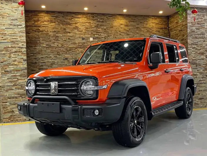 Tank 300 2025 Model 2.0T Gasoline Edition Challenger