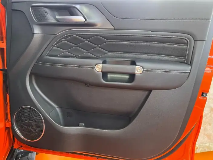 Tank 300 2025 Model 2.0T Gasoline Edition Challenger – фото 6