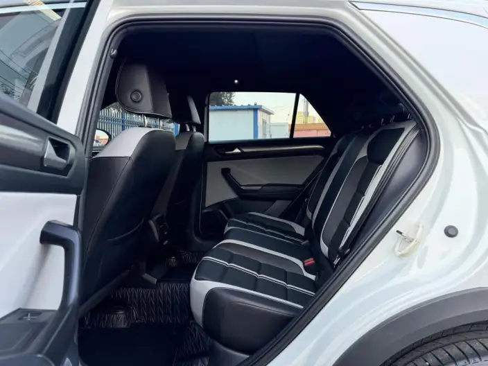 Volkswagen T-Roc 2024 Model 300TSI DSG Chenguang Edition – фото 9