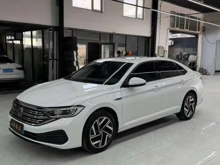 Volkswagen Sagitar 2024 Model 300TSI DSG Flying Version – фото 1