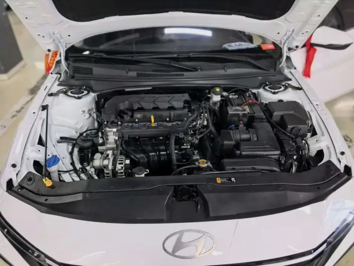 Hyundai Ioniq 2023 Model 1.5L CVT GLX Elite Edition – фото 8