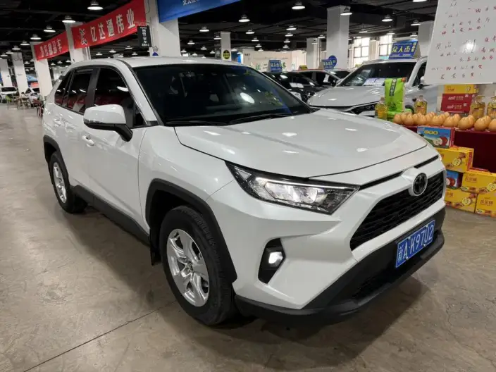 Toyota RAV4 2024 Model 2.0L CVT 2WD Urban Edition – фото 3