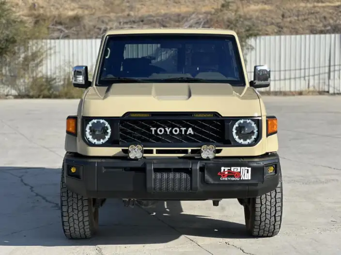 Rand Coolouse 70 2025 Model 2.8T Automatic 4WD 5 seat Parallel Imported – фото 2