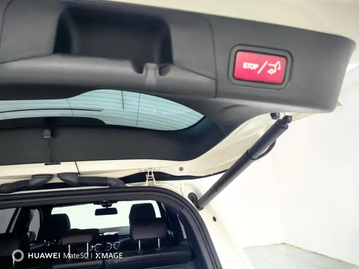 Mercedes-Benz GLB 2023 Model GLB 220 Dynamic Model – фото 10